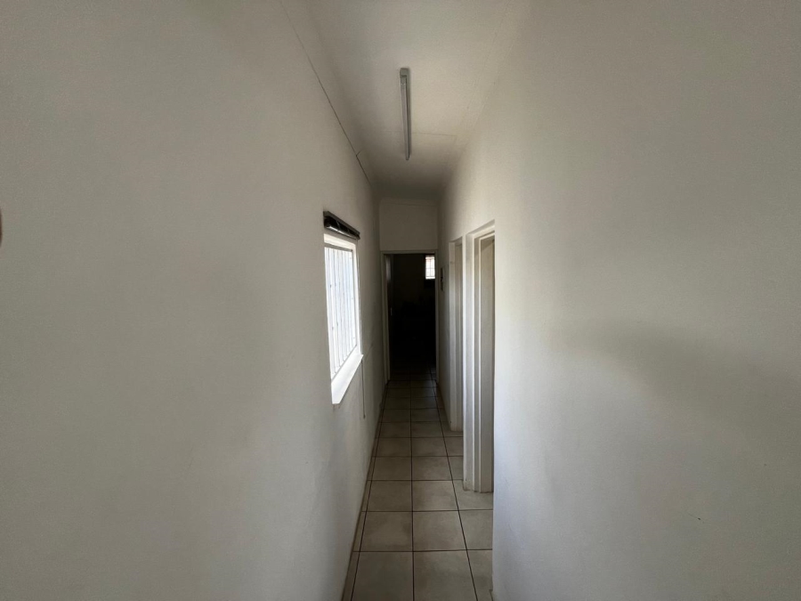 To Let 2 Bedroom Property for Rent in Rouxpark Western Cape
